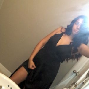 Meet your Posher, Alana